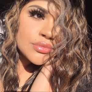 Meet your Posher, Sonia